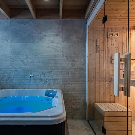 Goralska Dolina Ii Jacuzzi & Sauna シャレー ザコパネ